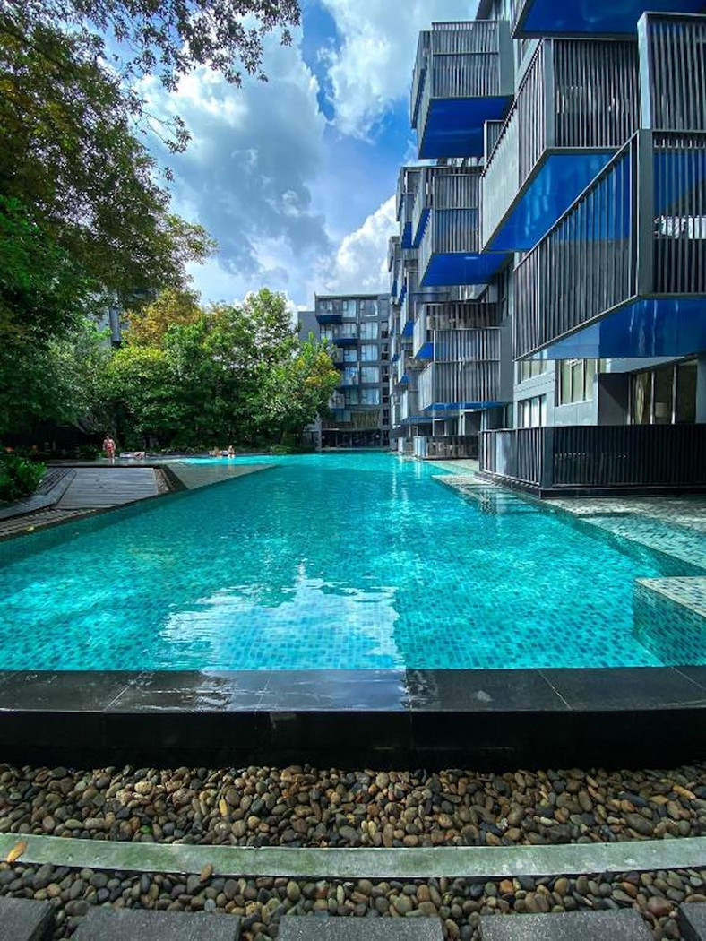 1 Bedroom Foreign Freehold Condo for Sale at The Deck Patong