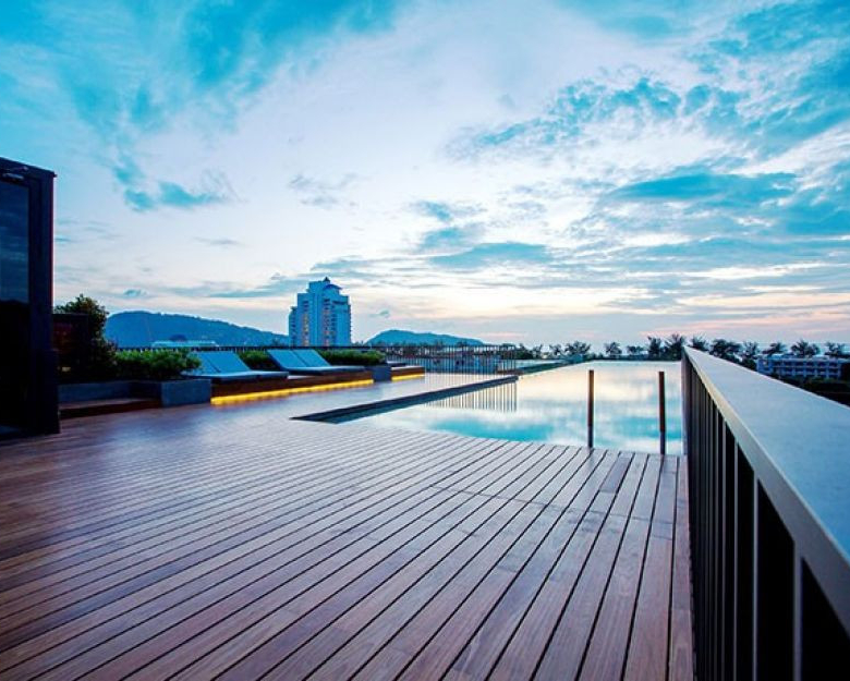The Deck Patong condos for rent
