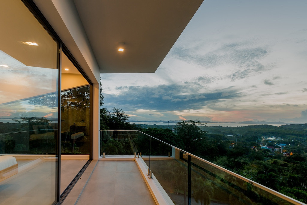 6 Bedroom Sea View Pool Villa for Sale in Yamu Hills