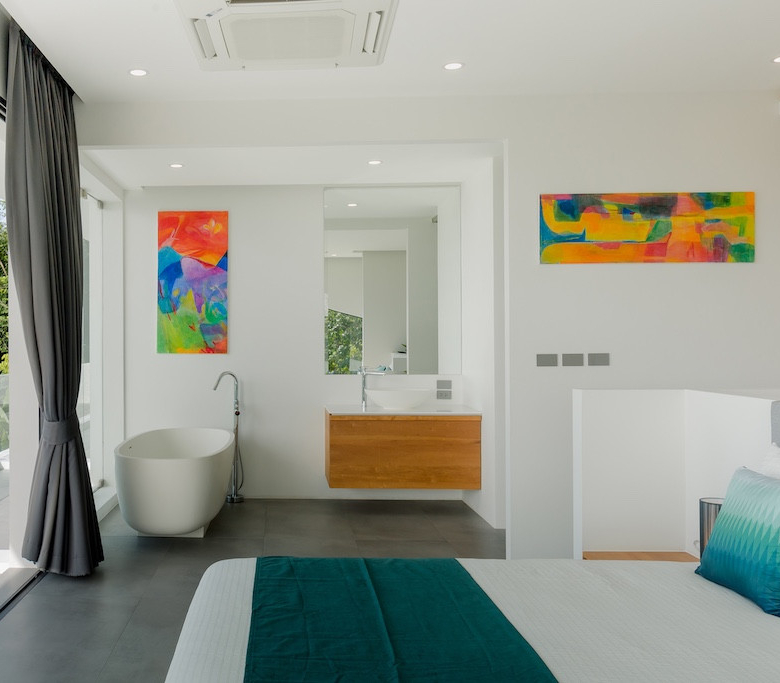 6 Bedroom Sea View Pool Villa for Sale in Yamu Hills