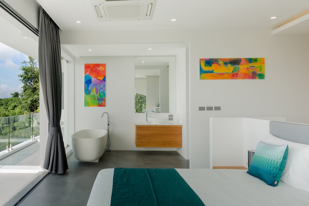 6 Bedroom Sea View Pool Villa for Sale in Yamu Hills