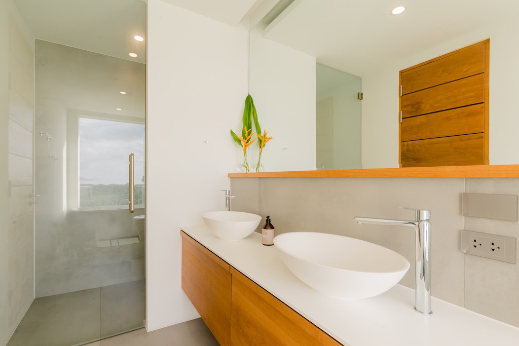 6 Bedroom Sea View Pool Villa for Sale in Yamu Hills