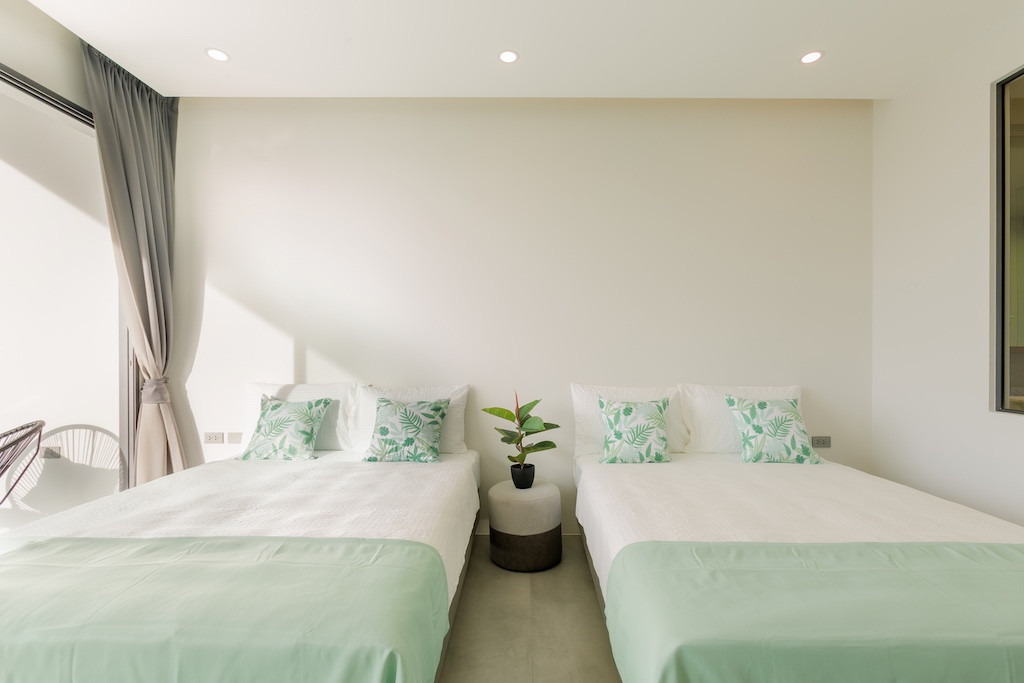 6 Bedroom Sea View Pool Villa for Sale in Yamu Hills