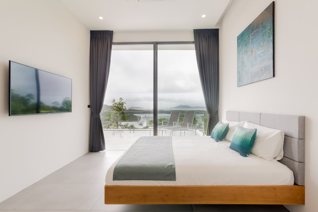6 Bedroom Sea View Pool Villa for Sale in Yamu Hills