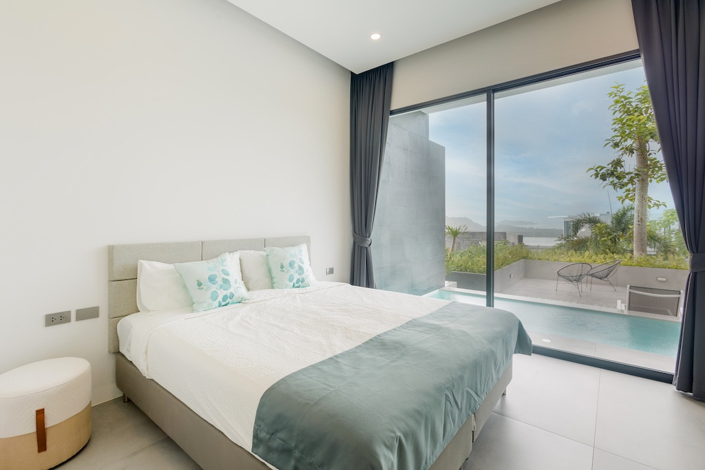 6 Bedroom Sea View Pool Villa for Sale in Yamu Hills