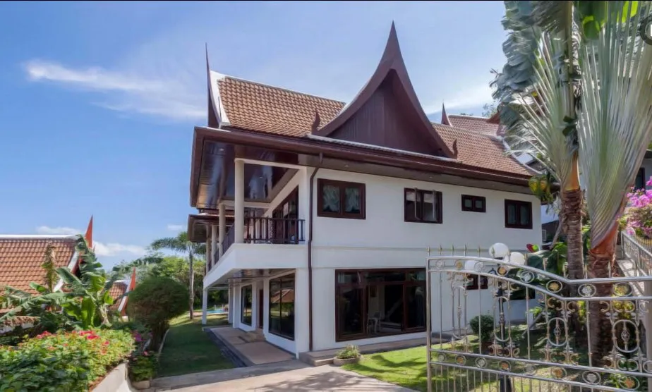 4 Bedroom Sea View Pool Villa for Sale in Patong, Phuket