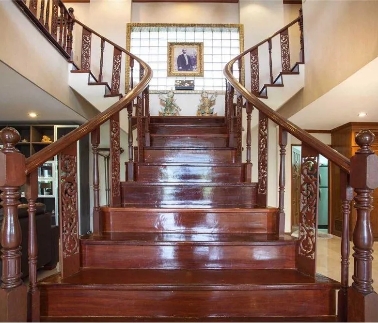 4 Bedroom Sea View Pool Villa for Sale in Patong, Phuket