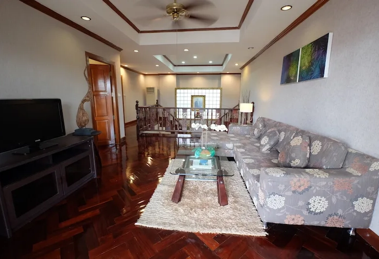 4 Bedroom Sea View Pool Villa for Sale in Patong, Phuket