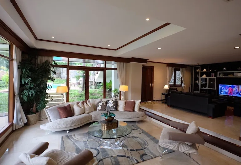 4 Bedroom Sea View Pool Villa for Sale in Patong, Phuket