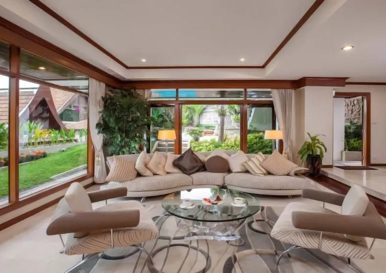 4 Bedroom Sea View Pool Villa for Sale in Patong, Phuket