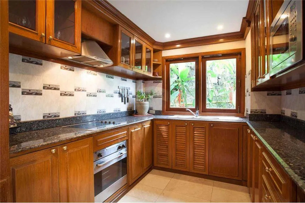 4 Bedroom Sea View Pool Villa for Sale in Patong, Phuket