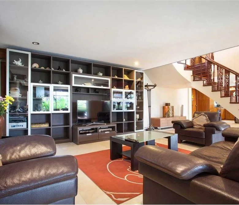 4 Bedroom Sea View Pool Villa for Sale in Patong, Phuket