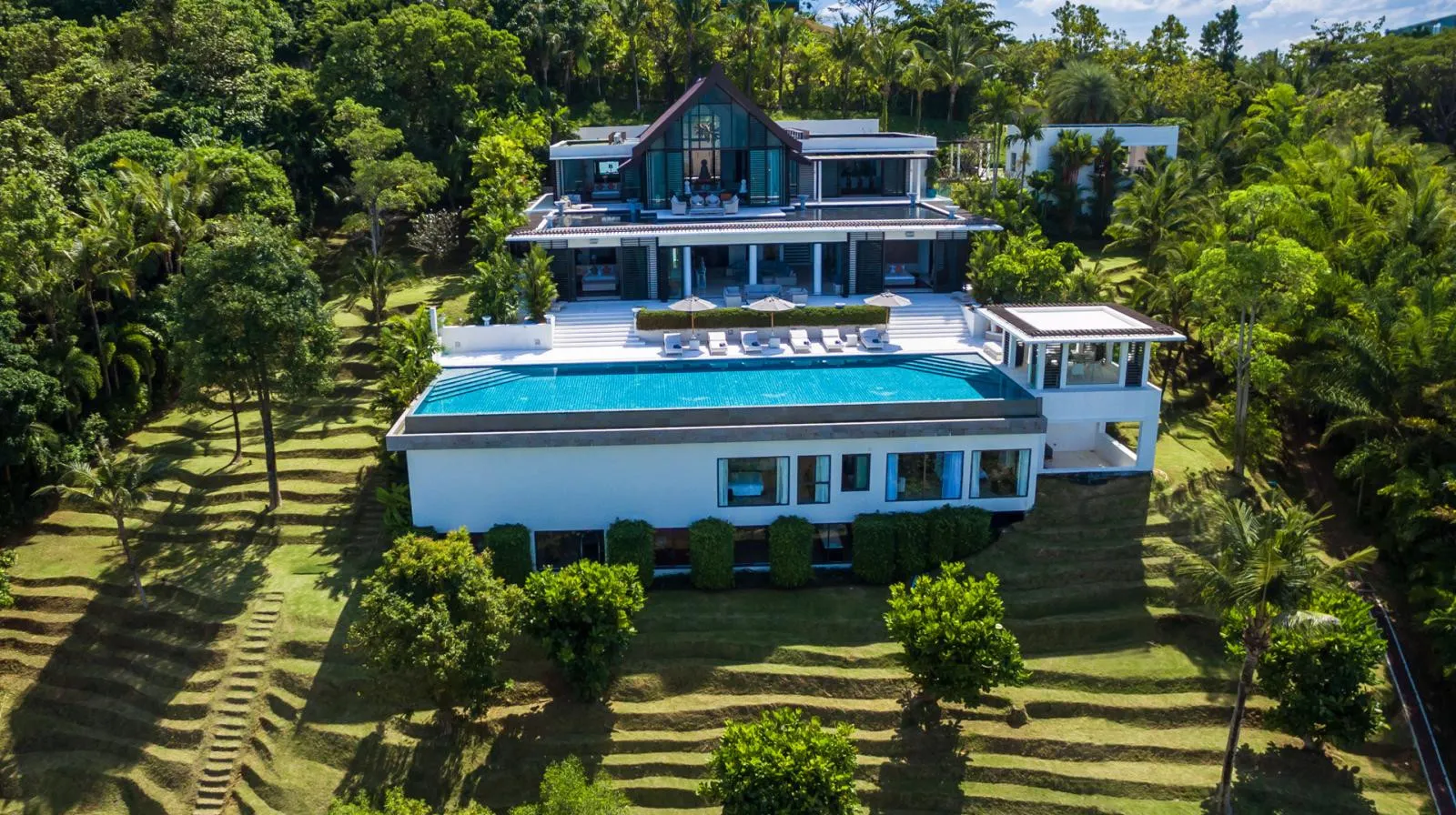 6 Bedroom Beachfront Villa for Sale in Cape Yamu, Phuket