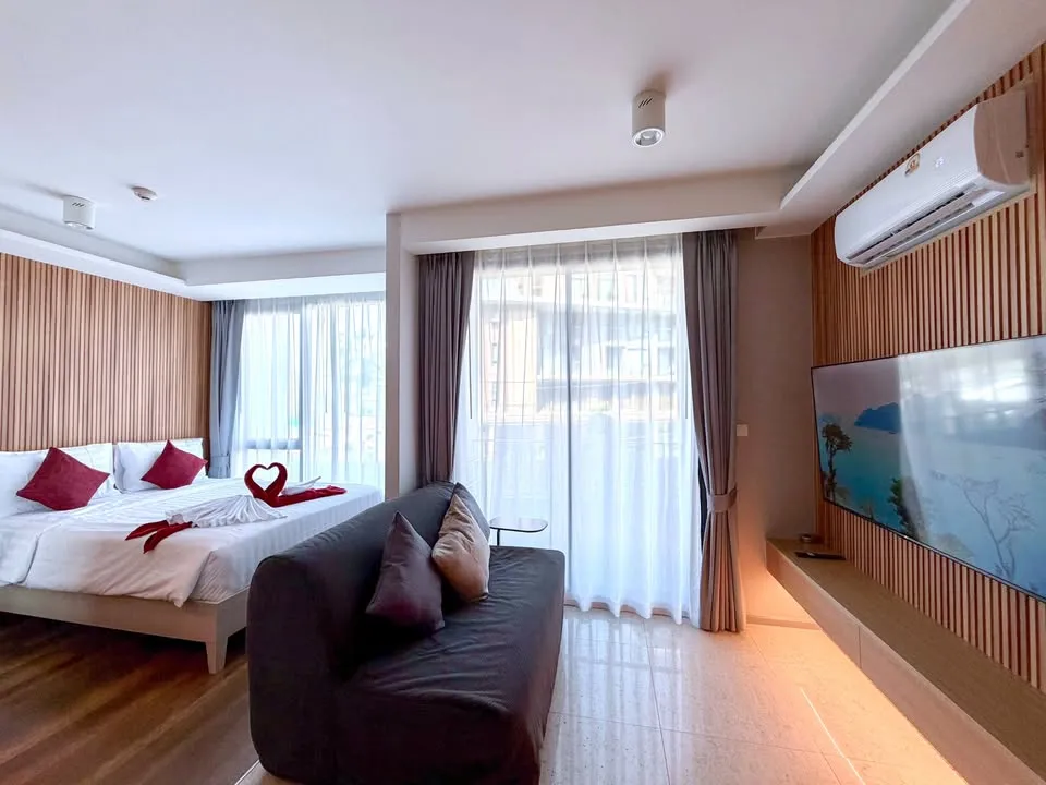 Renovated Studio for Rent at 6th Avenue Surin Phuket