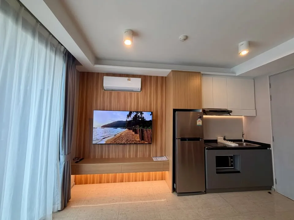 Renovated Studio for Rent at 6th Avenue Surin Phuket