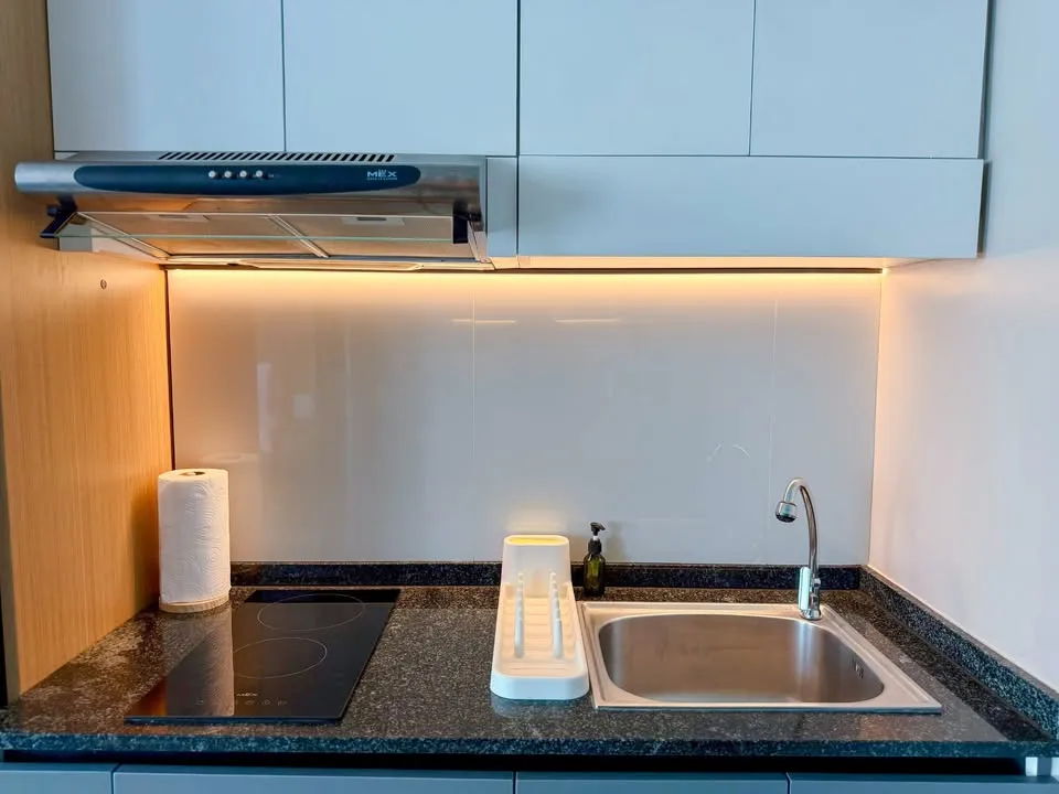 Renovated Studio for Rent at 6th Avenue Surin Phuket