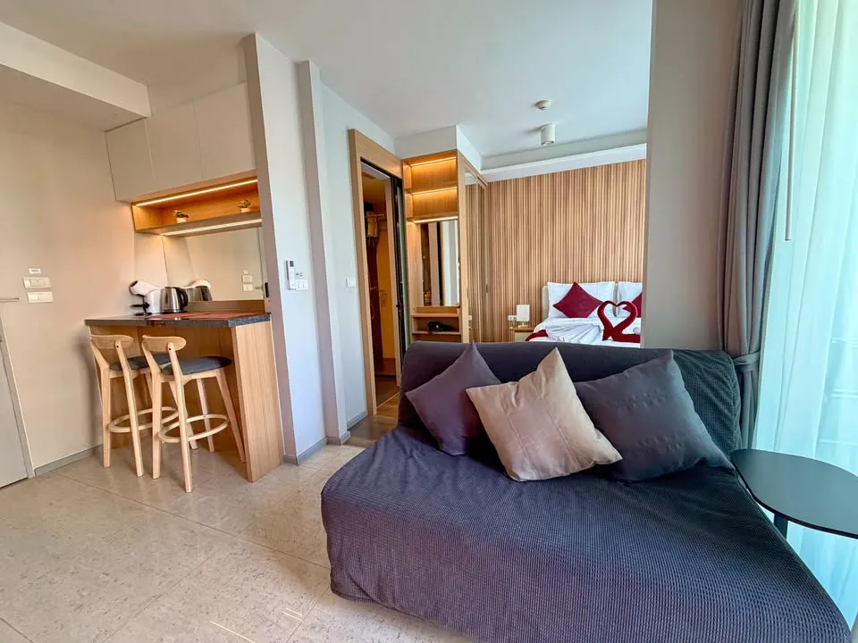 Renovated Studio for Rent at 6th Avenue Surin Phuket