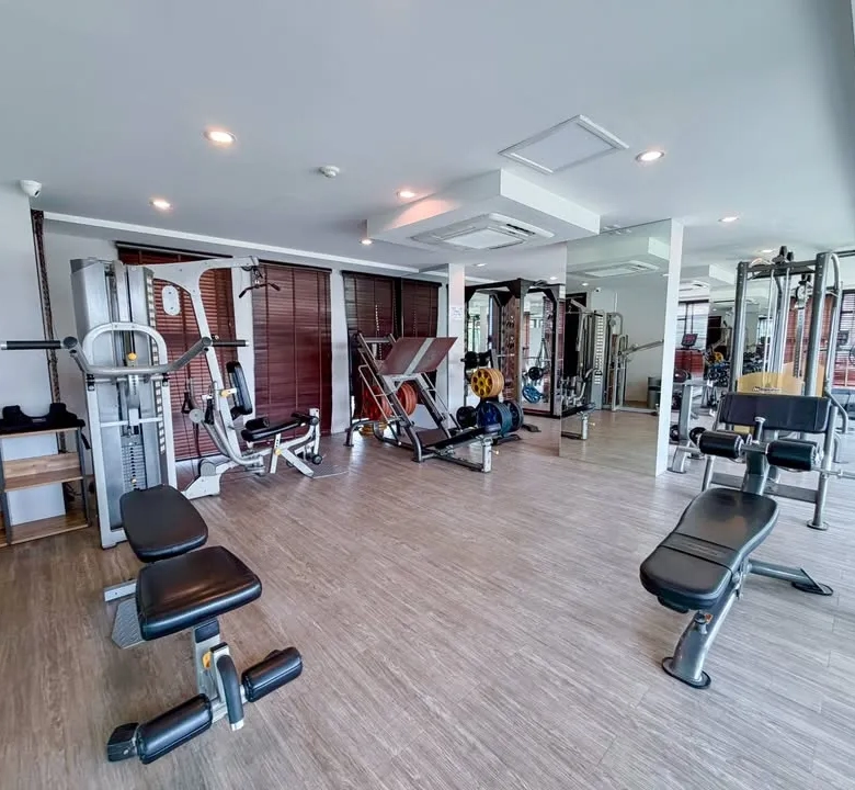 Renovated Studio for Rent at 6th Avenue Surin Phuket