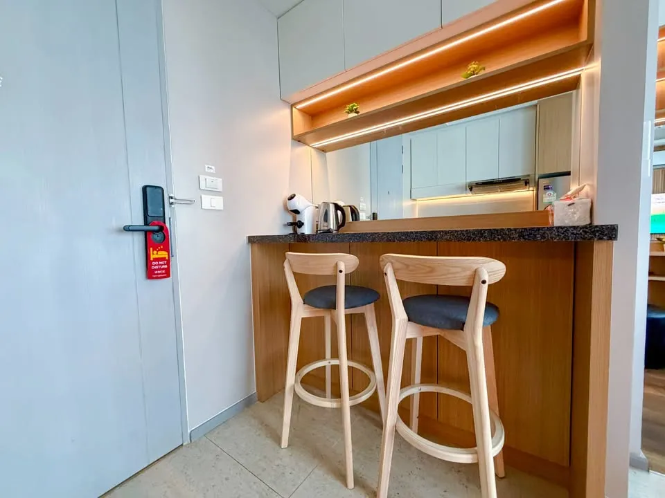 Renovated Studio for Rent at 6th Avenue Surin Phuket