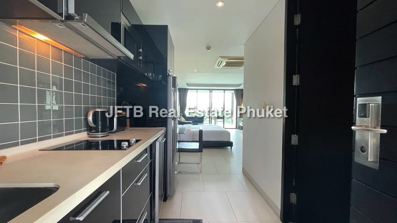 Absolute Twin Sands Sea View Condo for Rent in Patong – 56 sqm