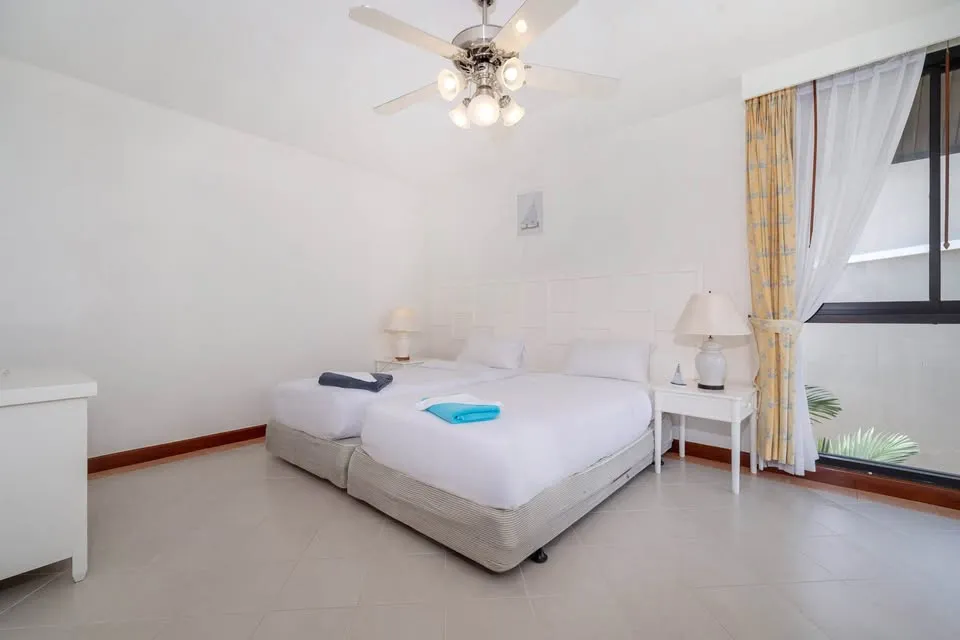 2-Bedroom Lakefront Duplex for Rent at Allamanda 1, Laguna Phuket