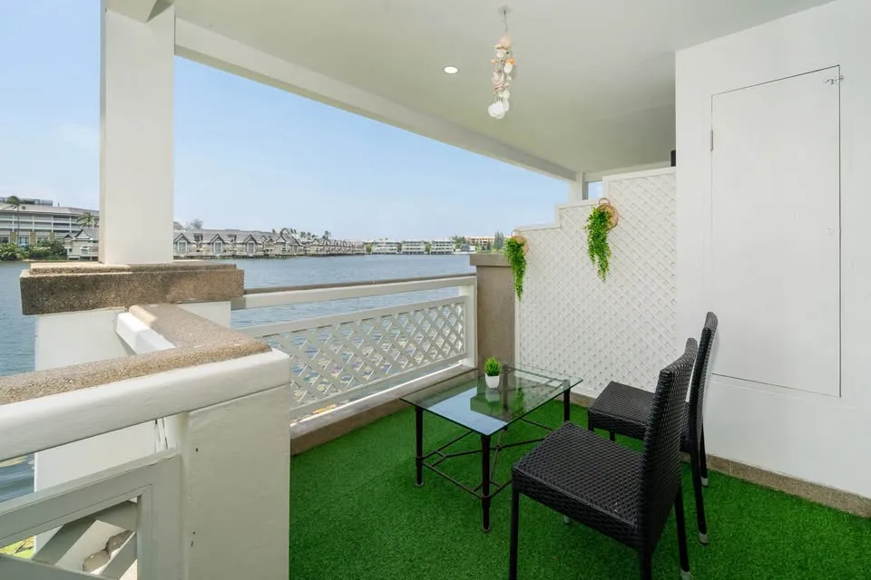 2-Bedroom Lakefront Duplex for Rent at Allamanda 1, Laguna Phuket