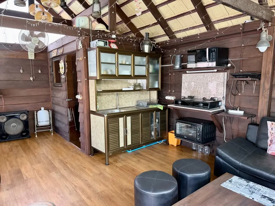 Kamala Bungalow Resort for Sale – 5 Private Bungalows Near the Beach
