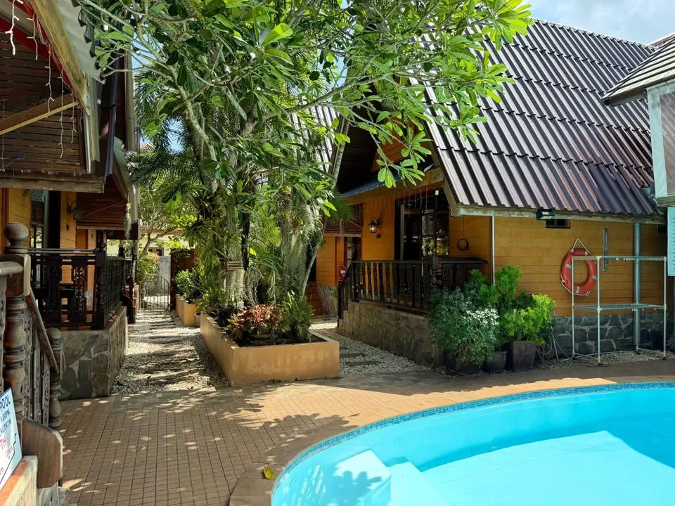 Kamala Bungalow Resort for Sale – 5 Private Bungalows Near the Beach