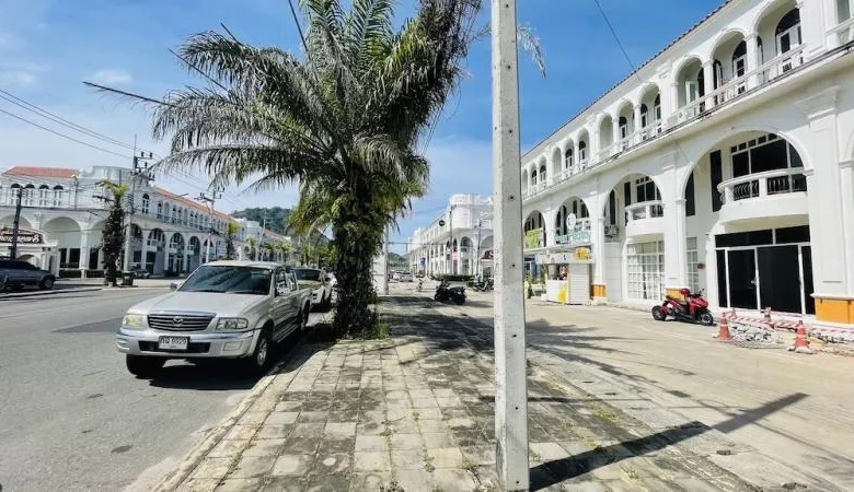 Commercial Townhouse for Rent in Koh Kaew Phuket