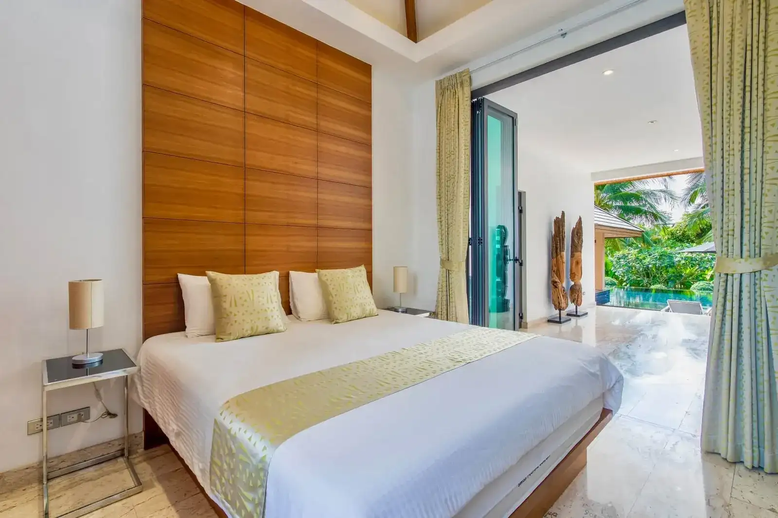 Luxury 4-Bedroom Pool Villa for Rent in Rawai Phuket – 1,864 sqm Land