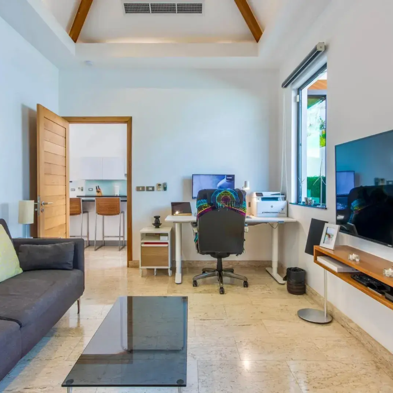 Luxury 4-Bedroom Pool Villa for Rent in Rawai Phuket – 1,864 sqm Land