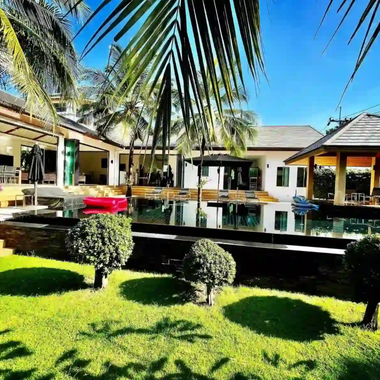 Luxury 4-Bedroom Pool Villa for Rent in Rawai Phuket – 1,864 sqm Land