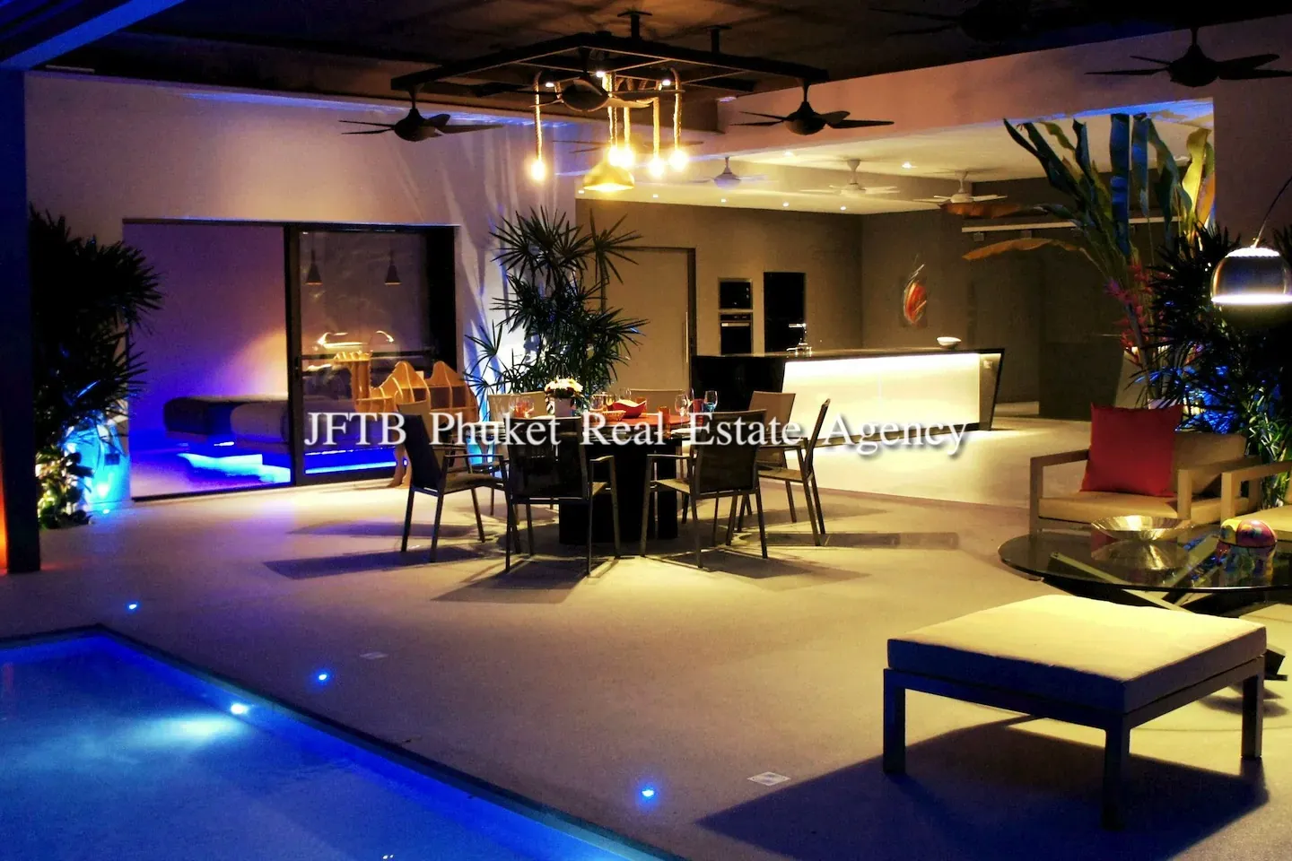 4-Bedroom Luxury Pool Villa for Sale in Rawai, Phuket – 2,000 sqm Land