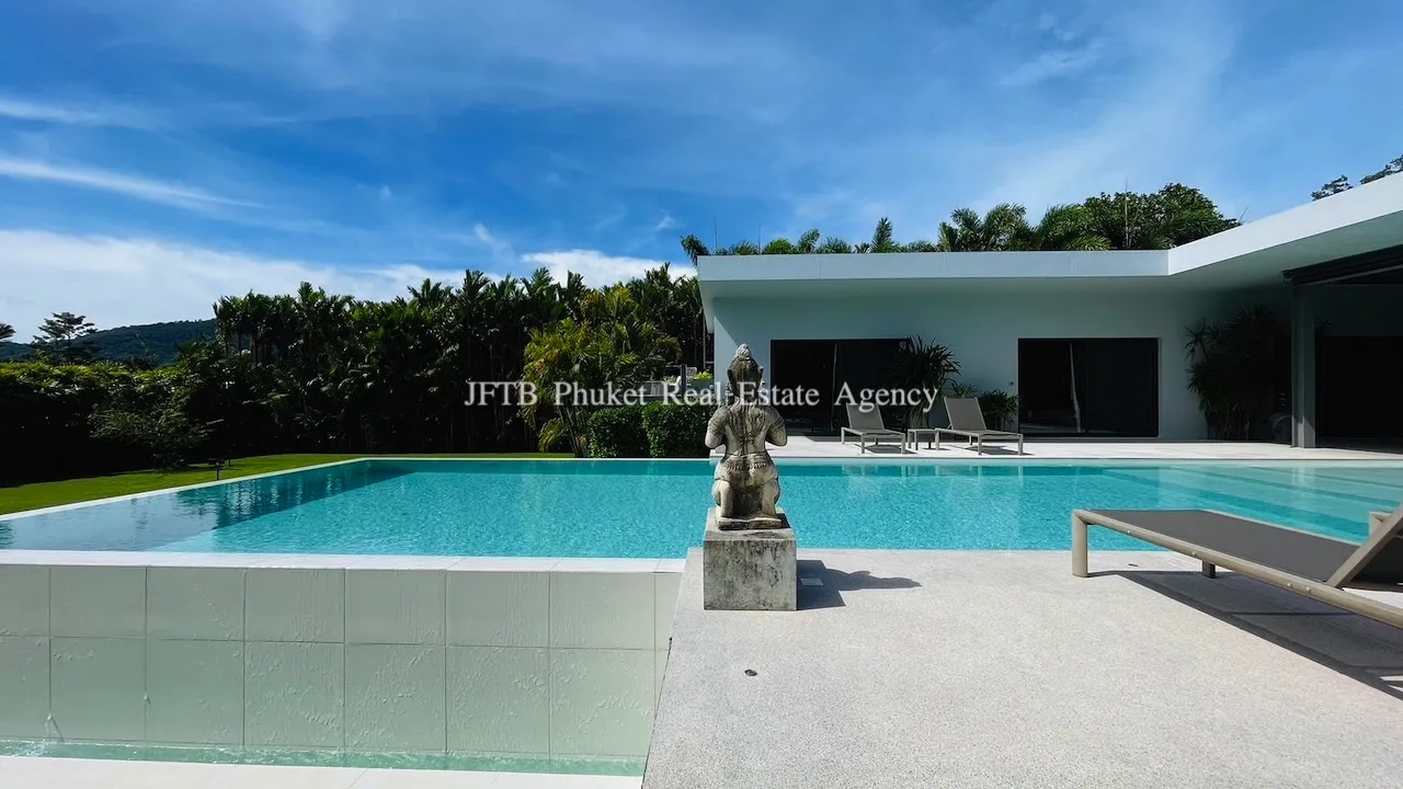 4-Bedroom Luxury Pool Villa for Sale in Rawai, Phuket – 2,000 sqm Land