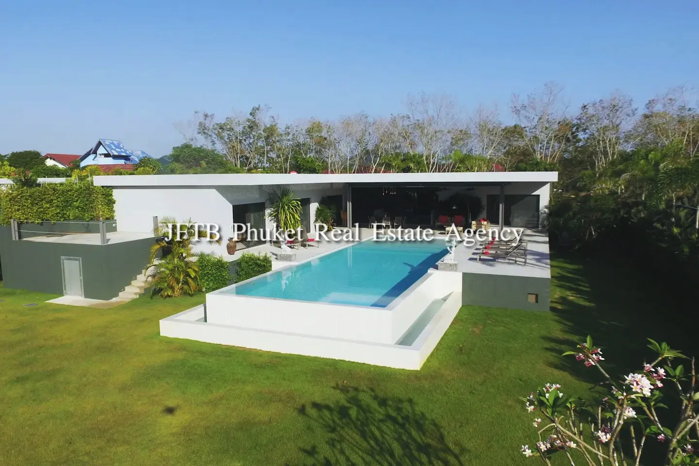 4-Bedroom Luxury Pool Villa for Sale in Rawai, Phuket – 2,000 sqm Land
