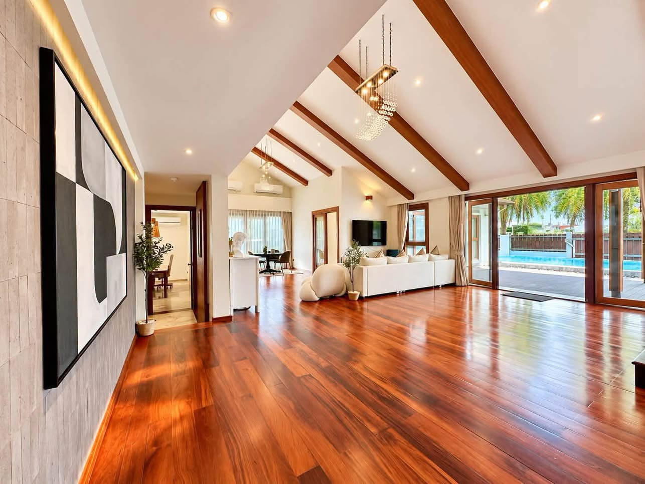 Luxury 4-Bedroom Pool Villa for Rent in Koh Kaew, Phuket – Near BISP