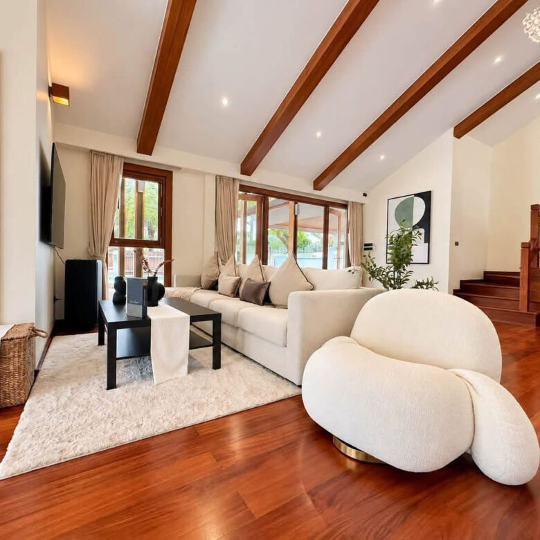 Luxury 4-Bedroom Pool Villa for Rent in Koh Kaew, Phuket – Near BISP