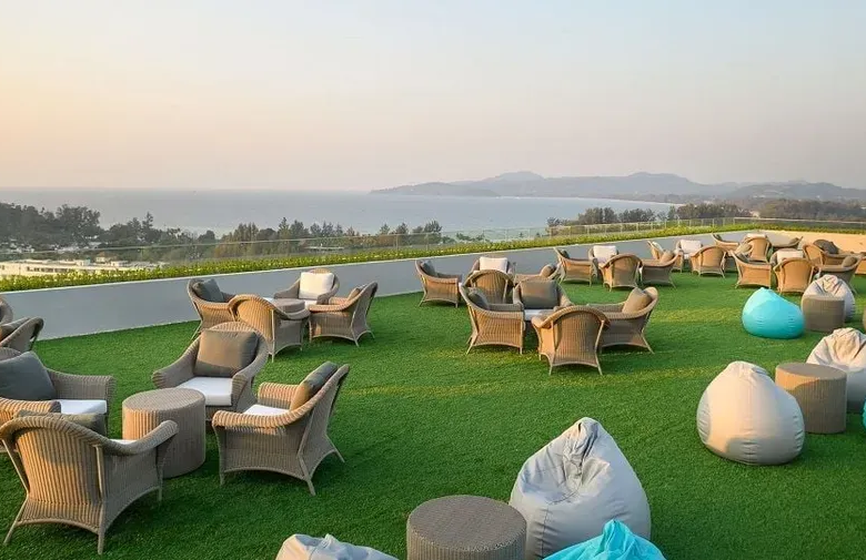 Mida Grande Resort Condo for Sale in Surin, Phuket – 1-Bedroom Sea View Foreign Freehold