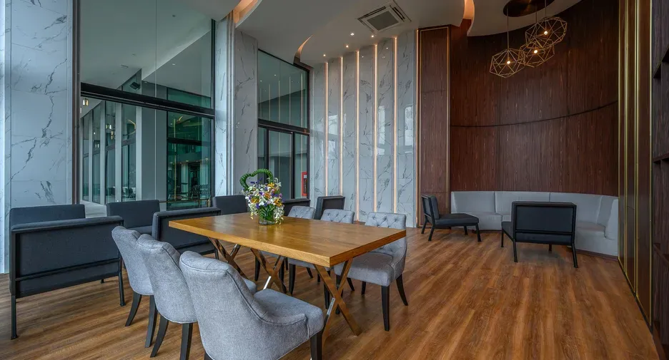 Mida Grande Resort Condo for Sale in Surin, Phuket – 1-Bedroom Sea View Foreign Freehold
