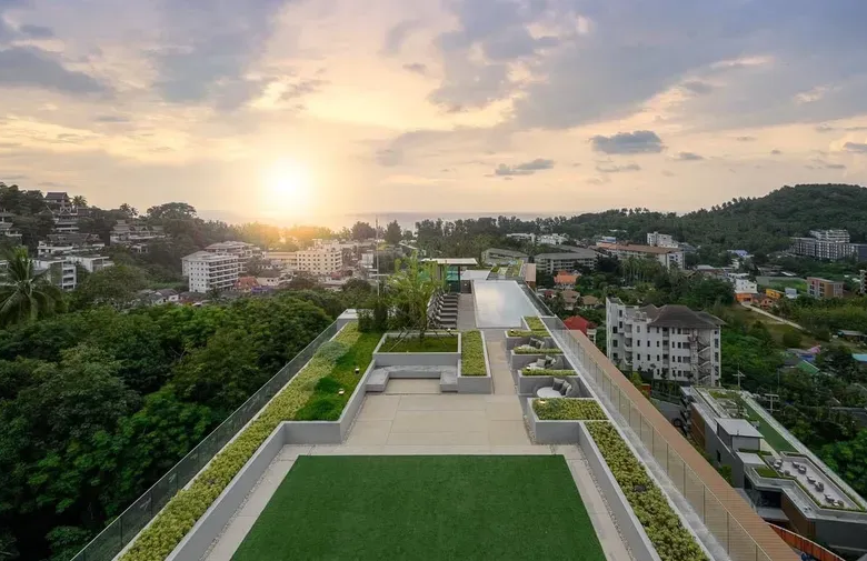 Mida Grande Resort Condo for Sale in Surin, Phuket – 1-Bedroom Sea View Foreign Freehold