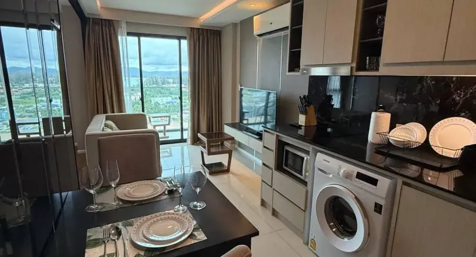 Mida Grande Resort Condo for Sale in Surin, Phuket – 1-Bedroom Sea View Foreign Freehold