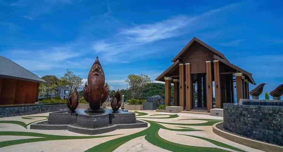 Mida Grande Resort Condo for Sale in Surin, Phuket – 1-Bedroom Sea View Foreign Freehold