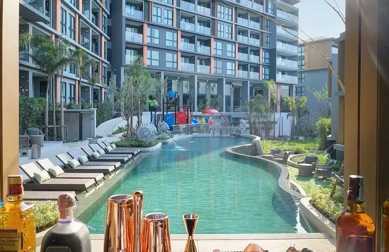 Mida Grande Resort Condo for Sale in Surin, Phuket – 1-Bedroom Sea View Foreign Freehold