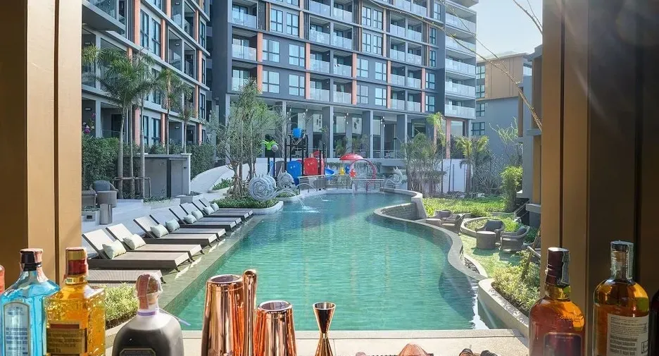 Mida Grande Resort Condo for Sale in Surin, Phuket – 1-Bedroom Sea View Foreign Freehold