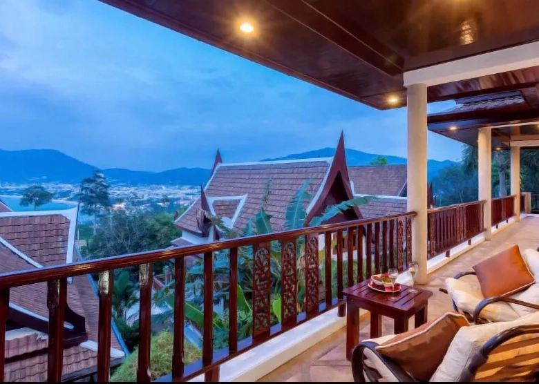 4 Bedroom Sea View Pool Villa for Sale in Patong, Phuket