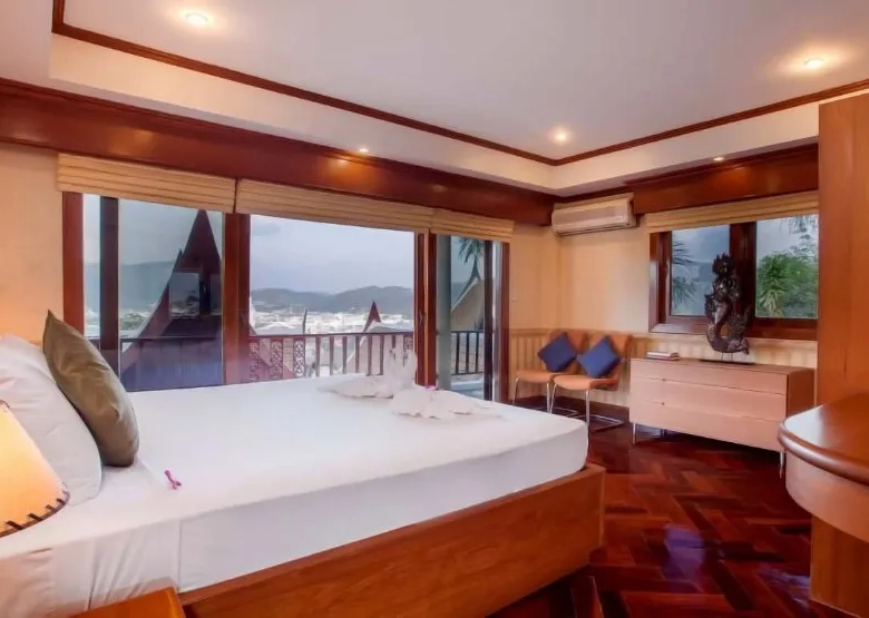 4 Bedroom Sea View Pool Villa for Sale in Patong, Phuket