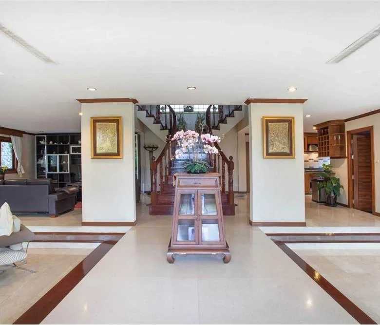4 Bedroom Sea View Pool Villa for Sale in Patong, Phuket