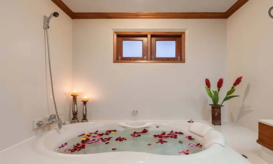 4 Bedroom Sea View Pool Villa for Sale in Patong, Phuket