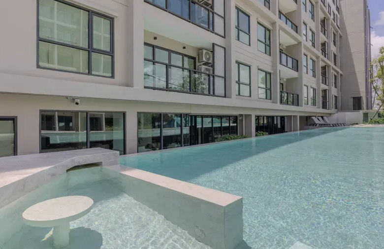 Space Cherngtalay 1 bedroom condo for sale in Phuket