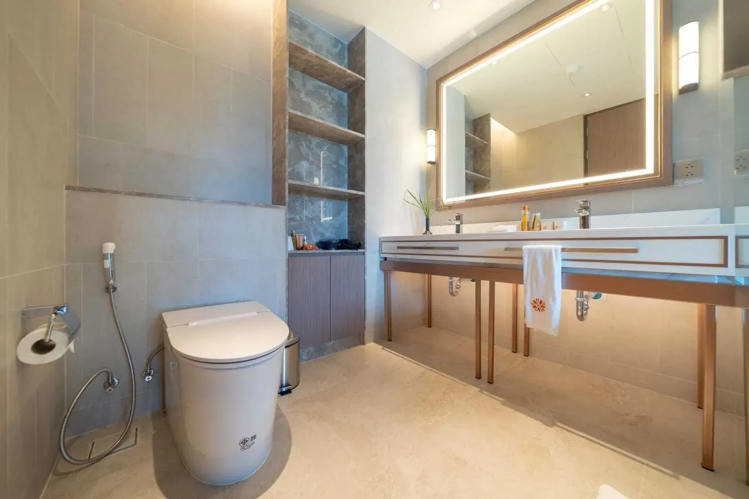 2 Bedroom Condo for Sale at Angsana Oceanview Residences, Laguna Phuket
